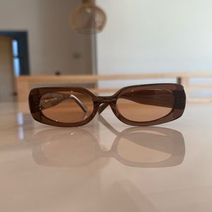 VEHLA “Olsen” sunglasses / brand new with box